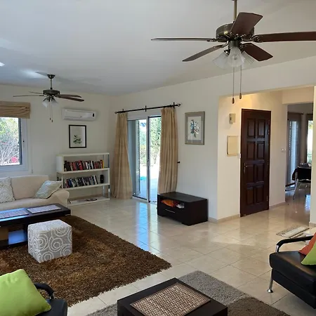 Camelia Вилла *